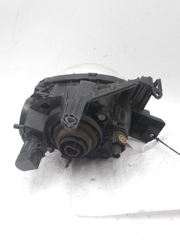 Used Left Headlight Assembly fits: 2013 Nissan Juke Left Grade B