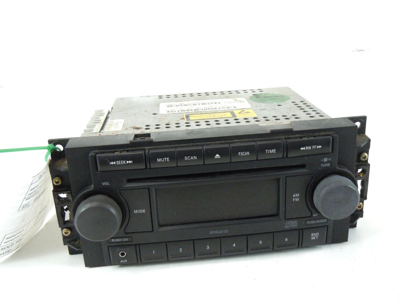 2006 2007 Dodge Charger AM FM Radio CD Single Disc Player Receiver OEM ID REF