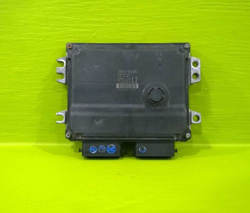 10 SX4 2.0L ECM ENGINE CONTROL MODULE OEM 3734-21