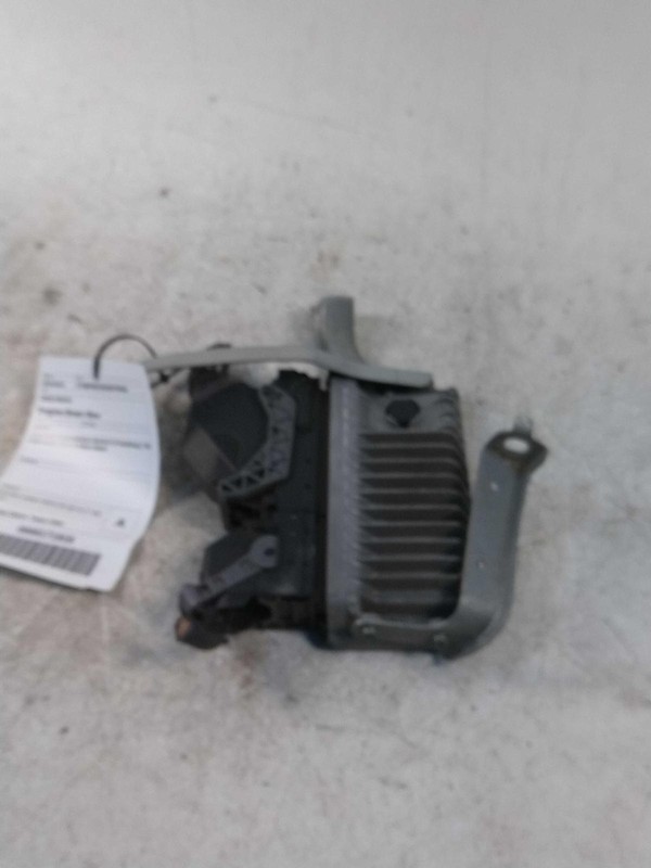 Used Engine Control Module (ECM) fits: 2016 Toyota Rav4 Electronic Control Modul