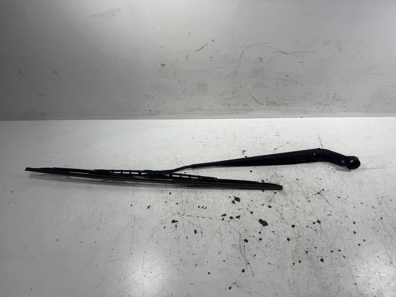 10-14 Honda Insight Left Windshield Wiper OEM