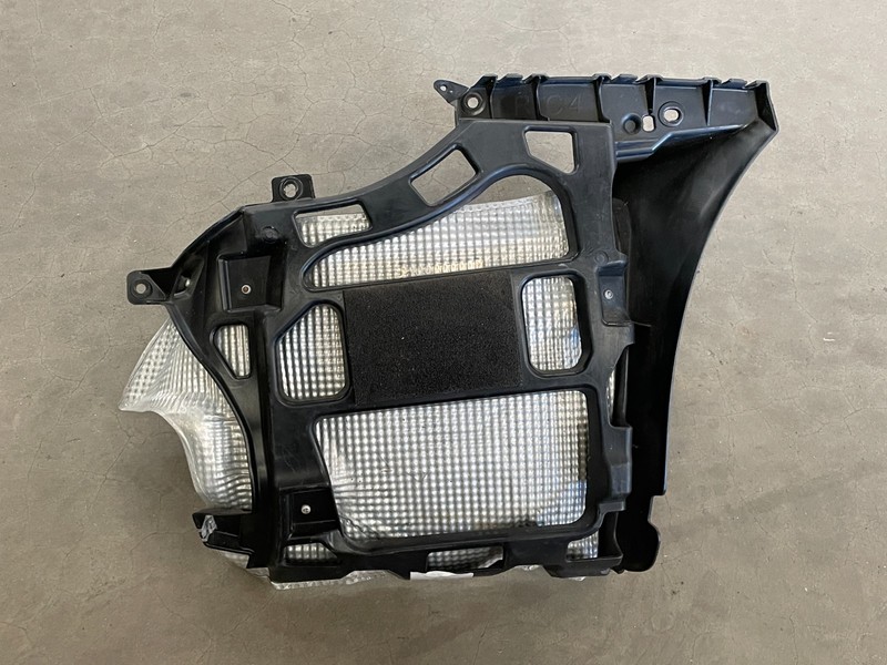 2006-2011 Porsche 911 Rear Right Retaining Bracket Heat Shield Frame 1471 OEM