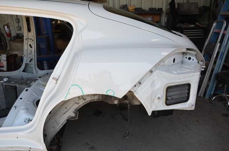 2010-2013 Porsche Panamera 970 4.8L White Driver Left Rear Quarter Panel
