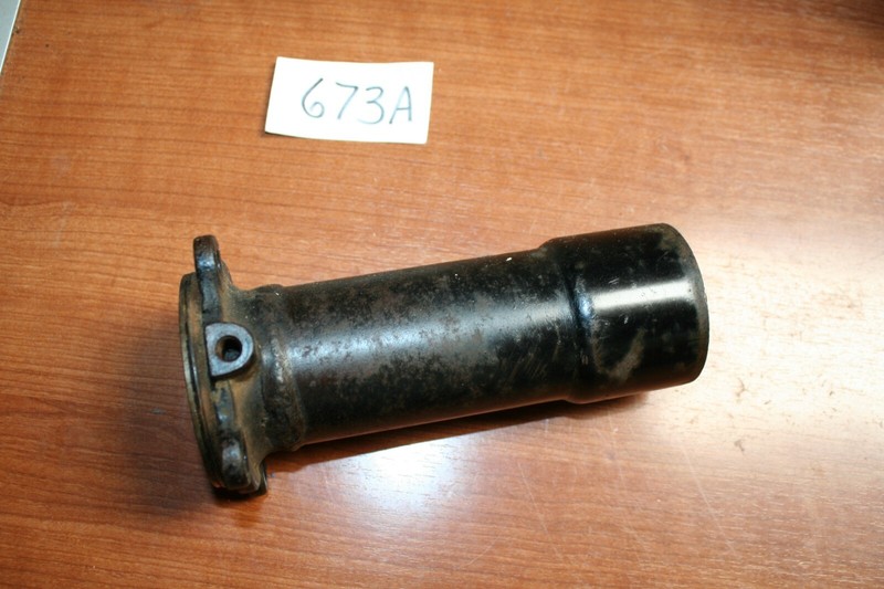 1985 Honda ATC 250SX Rear Axle Housing Right Bearing Carrier OEM 85 F