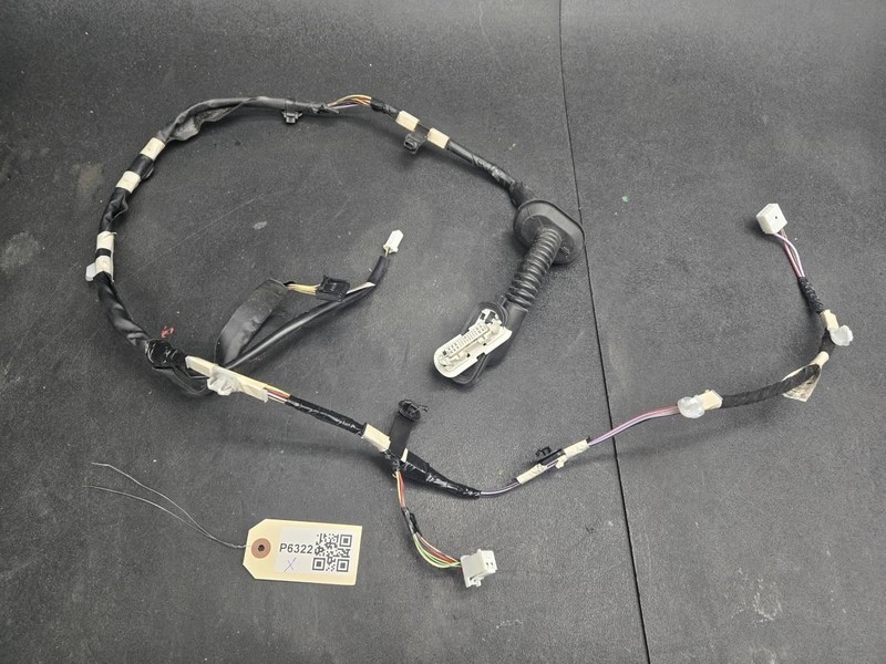 Rear Left Door Wiring Harness 2021 Toyota C-HR 82154-F4130 2018 2019 2020 2022 X