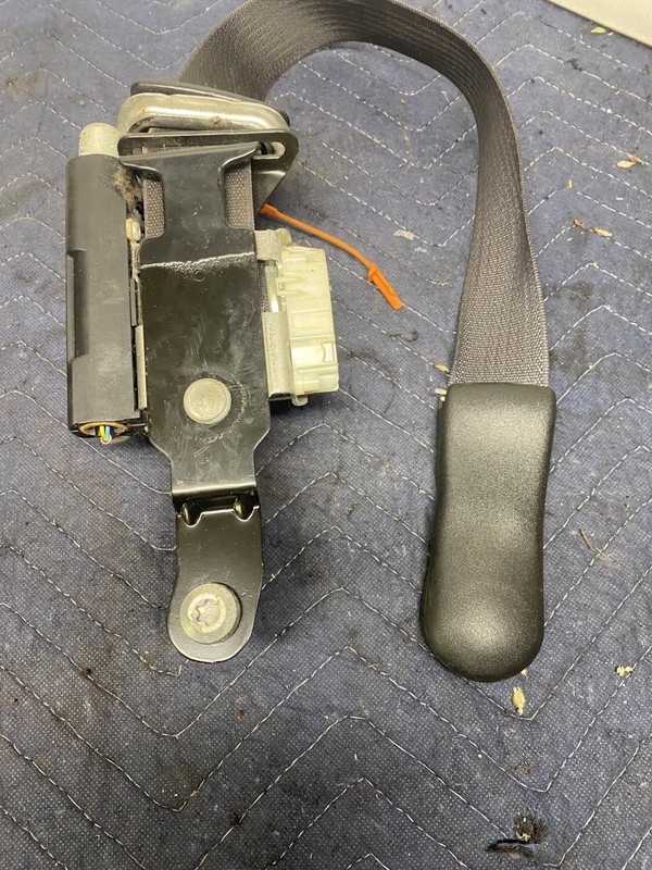 2008 Chevy Impala Right Front Seat Belt OEM