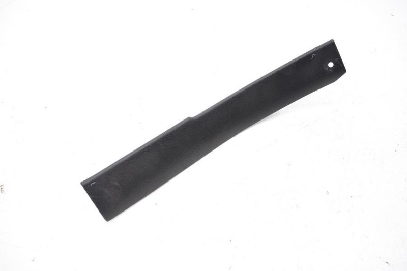 1997-2004 CORVETTE C5 LS1 DRIVER DOOR SILL EXTENSION PANEL 10314823