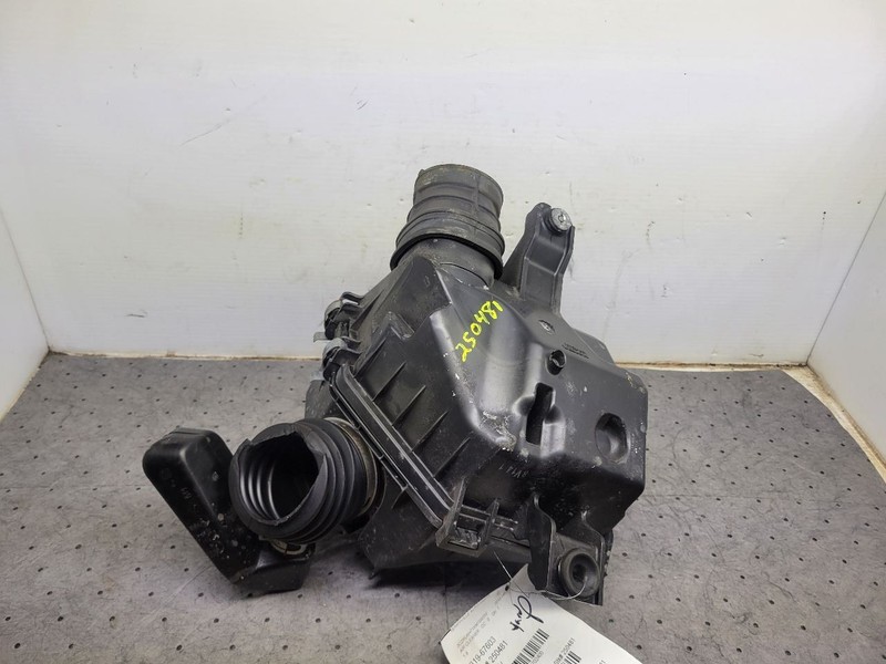 Air Cleaner Fits 16-22 HR-V 1702400
