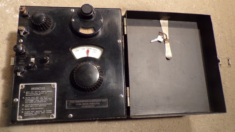 The Brown Instrument Company Portable Potentiometer *FREE SHIPPING*
