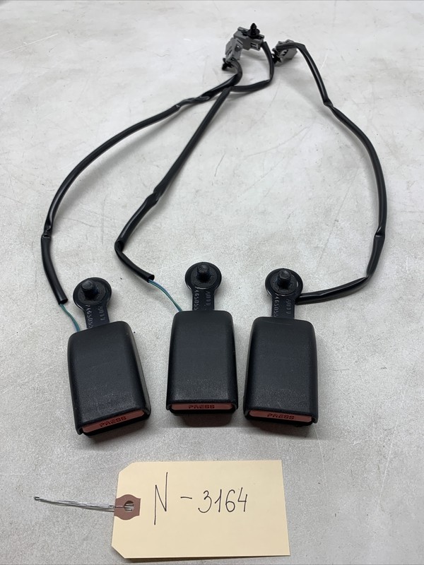 12-21 TESLA MODEL S REAR SEAT BELT BUCKLE SET RIGHT LEFT & MIDDLE OEM 3164 B37