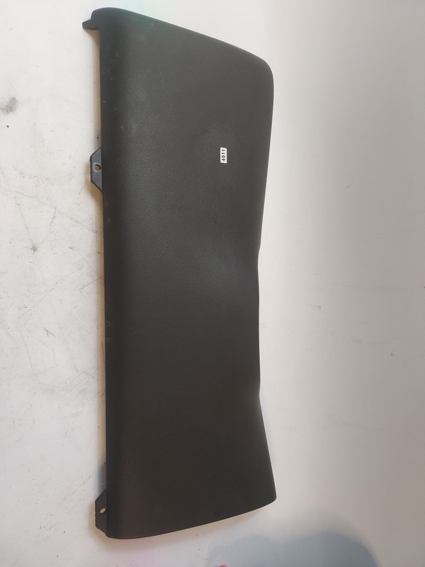 99-06 Chevy Silverado GMC Sierra Knee Bolster Lower Column Dash Trim Panel Gray