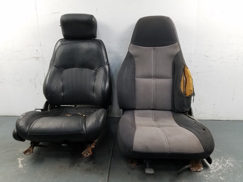 2000 Pontiac Trans Am Front Bucket Seat Set -** #6008 P10