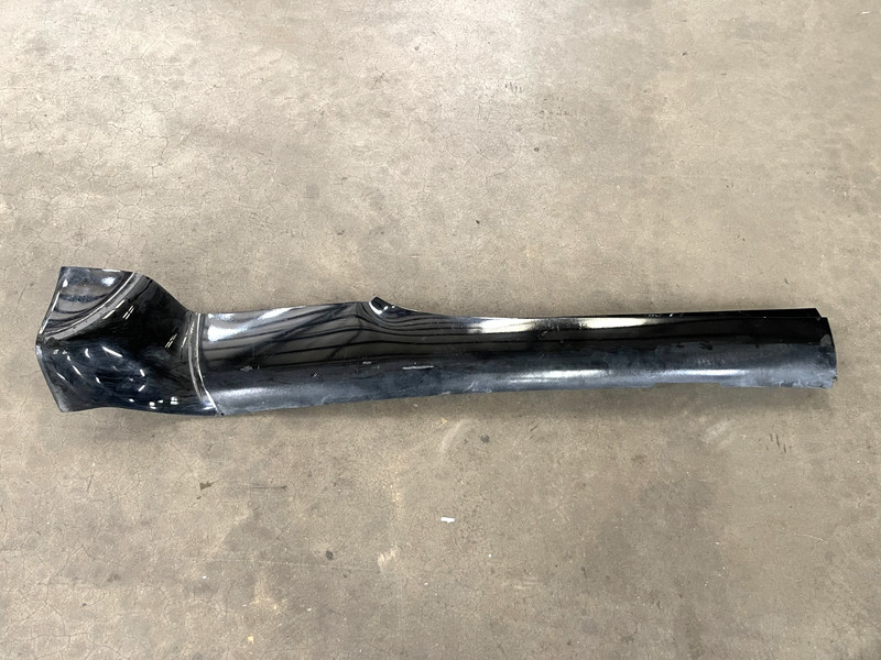 ⭐2003-2006 CHEVROLET SSR RIGHT PASS SIDE SKIRT ROCKER PANEL BLACK OEM LOT2686