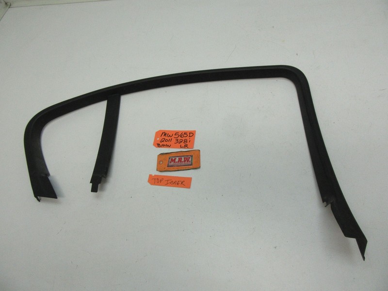 DOOR PANEL CAR DOOR GLASS WINDOW TRIM TOP INNER LR. BMW 323i 325i 328i 335i sdn