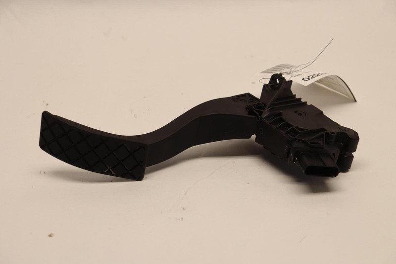 2019-2021 VW VOLKSWAGEN JETTA THROTTLE ACCELERATOR GAS PEDAL PAD SENSOR OEM