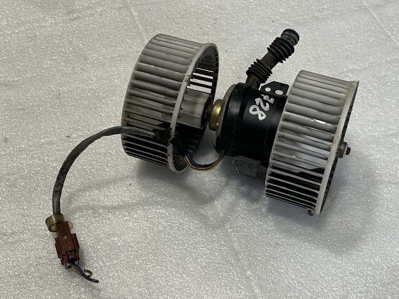 1990 1991 1992 1993 HONDA ACCORD HEATER BLOWER MOTOR WITH FANS