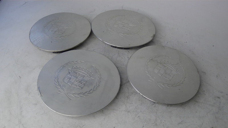 1991-1999 Cadillac DeVille & Fleetwood Machined Center Caps 9593128 4505Set/4*