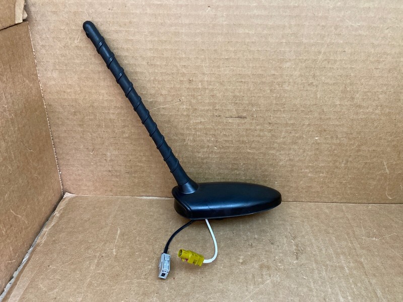 2010-2013 Kia Soul Radio Roof Rear Antenna Assembly Black OEM 96250-2K000