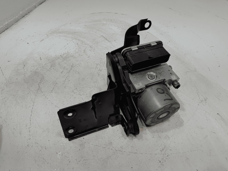 2021-2023 Volkswagen Atlas Cross Sport ABS Pump Control Module Unit OEM
