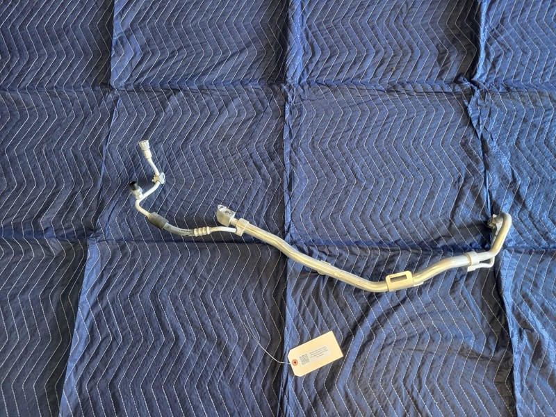 Used Oem BMW A/C Refrigerant Hose Tube Pipe Line for 2023-2025 430Xi Gran Coupe