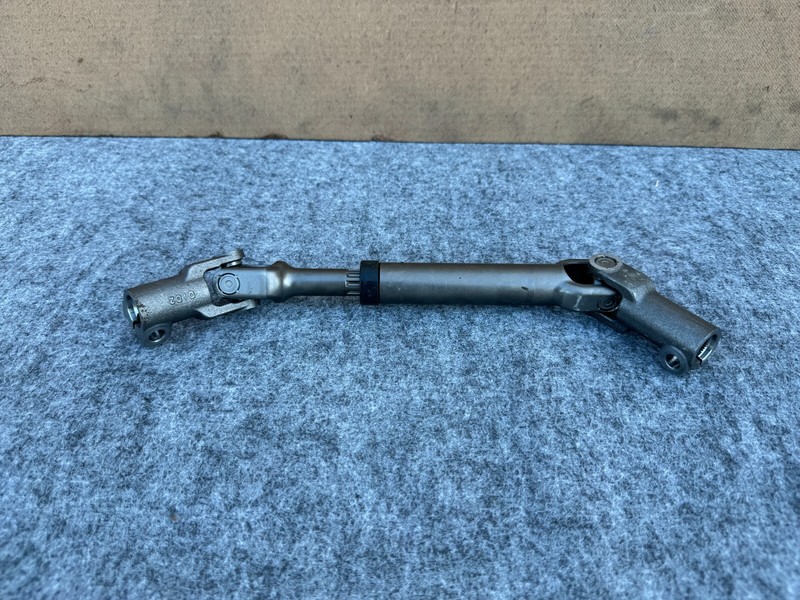FORD MUSTANG MACH-E 2021-2024 STEERING COLUMN INTERMEDIATE LOWER SHAFT ASSEMBLY