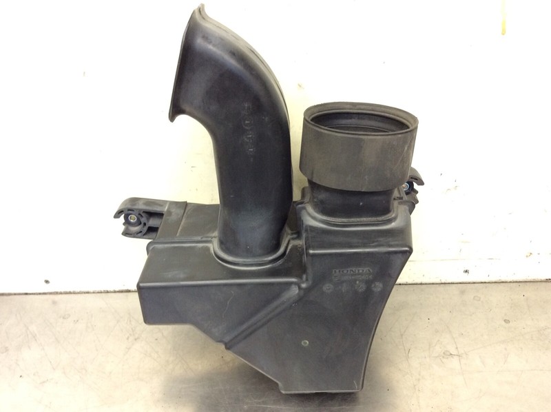 06-08 Pilot 3.5L Air Filter Intake Tube Cleaner Resonator Chamber Used OEM