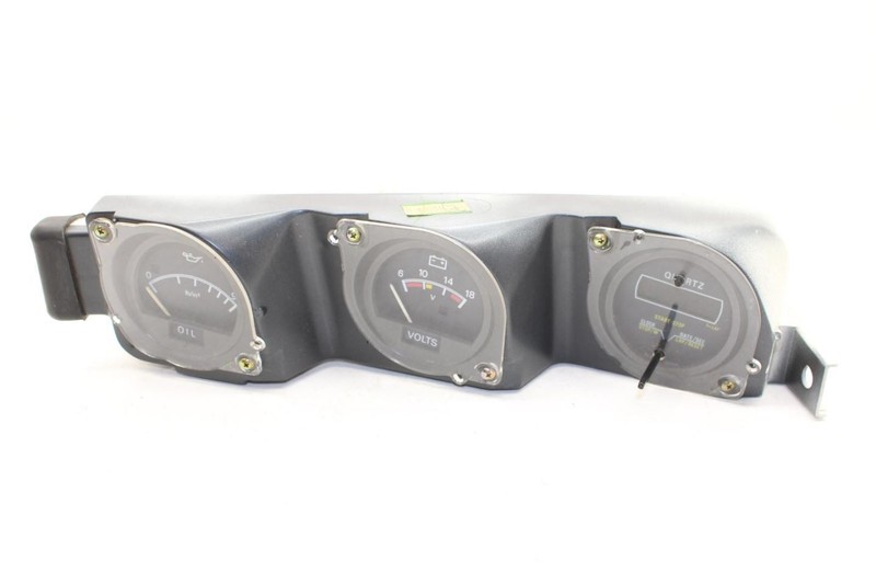 82-83 280ZX Oil Pressure Volt Meter Dash Gauges