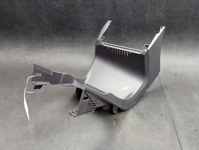 Center Console Front Storage Tray 2018 Volvo S60 39823331 31389138 2011-2017