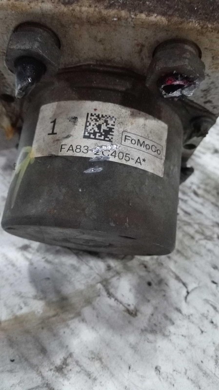 2015 Lincoln MKT ABS Pump & Motor Assembly OEM 127k Miles DA832C215BA