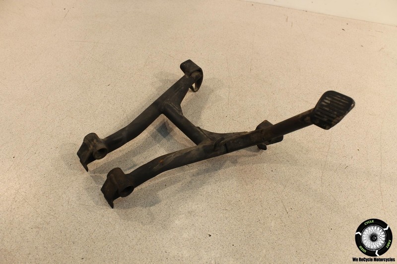 2009 Suzuki GS500F CENTER MAIN STAND SUPPORT GS 500 09