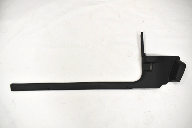 1993-2002 CAMARO FIREBIRD PASSENGER KICK PANEL EBONYOEM *10409937 USED*