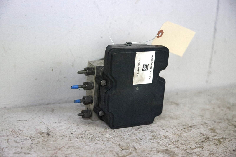2017-2023 Tesla Model 3 Antilock Brake ABS Pump Module Assy 1044745-00-B OEM 66K
