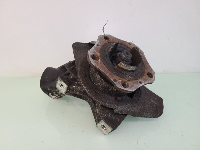 Passenger Right Front Spindle/Knuckle Fits 01-04 PORSCHE BOXSTER 583331