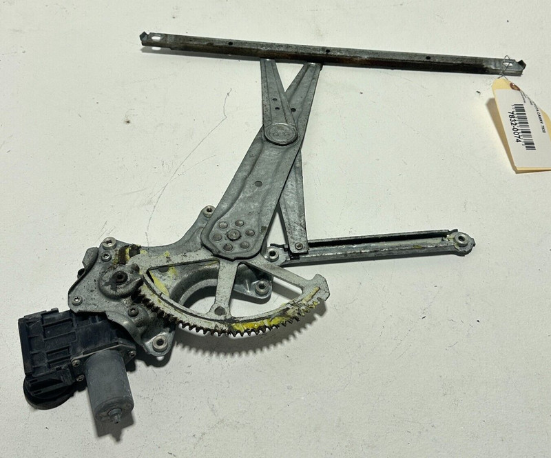 2018-2024 TOYOTA CAMRY LE DOOR WINDOW REGULATOR W/ MOTOR FRONT RIGHT SIDE OEM