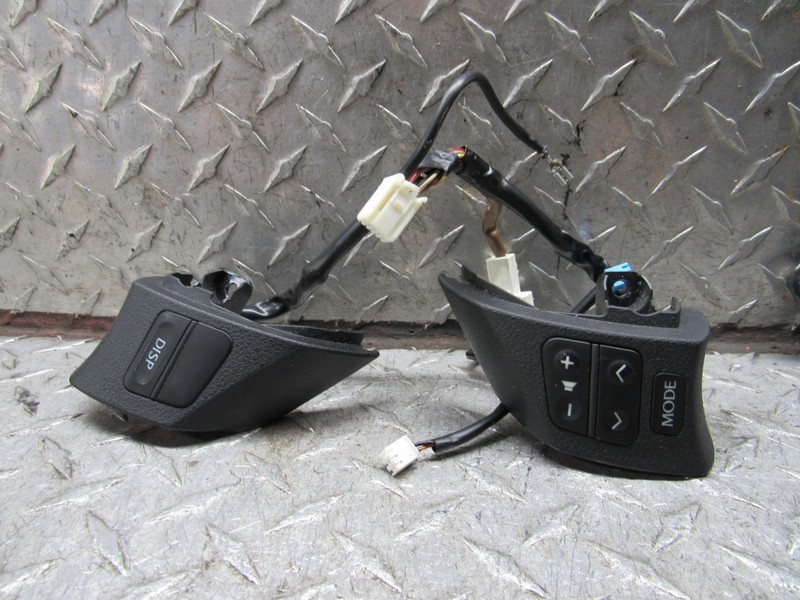 2006 LEXUS IS250 STEERING WHEEL SWITCH MULTI BUTTON VOLUME DISPLAY2.5L
