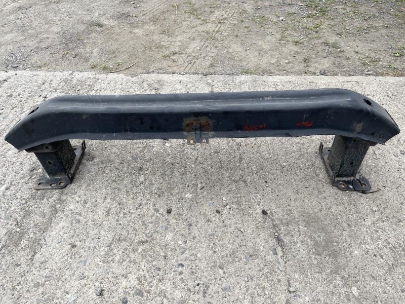 2012-2018 VOLKSWAGEN PASSAT REAR BUMPER REINFORCEMENT 38427