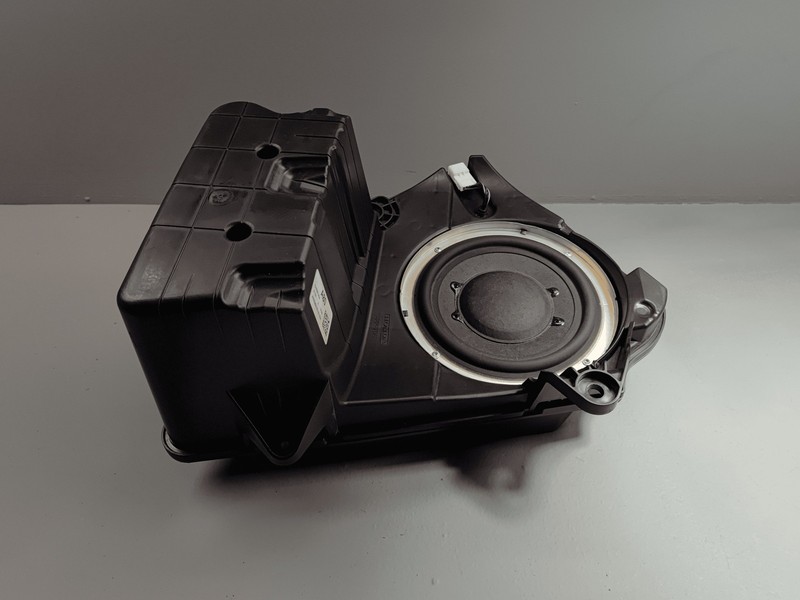 2019 - 2022 HONDA PILOT REAR SUBWOOFER SUB WOOFER SPEAKER BASS BOX OEM