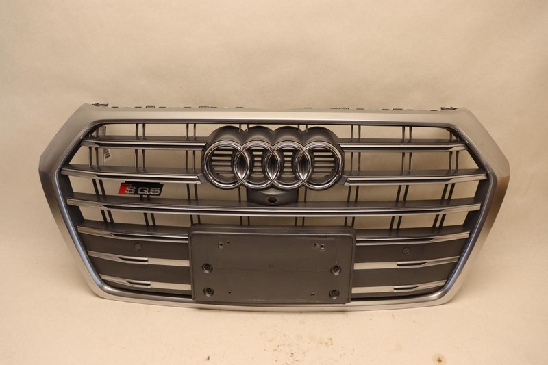 2018-2020 AUDI SQ5 FRONT CENTER BUMPER RADIATOR GRILL GRILLE OEM
