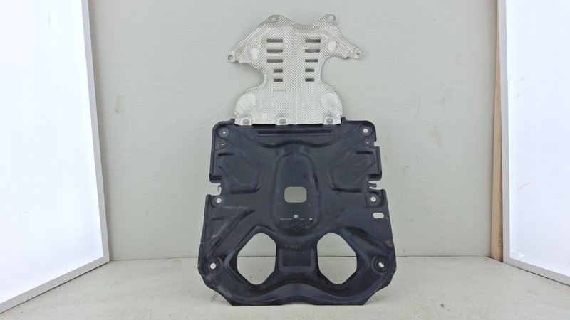 2020 - 2021 MAZDA 6 UNDER BODY SPLASH SHIELD COVER BRACE BAR BRACKET SUPPORT OEM