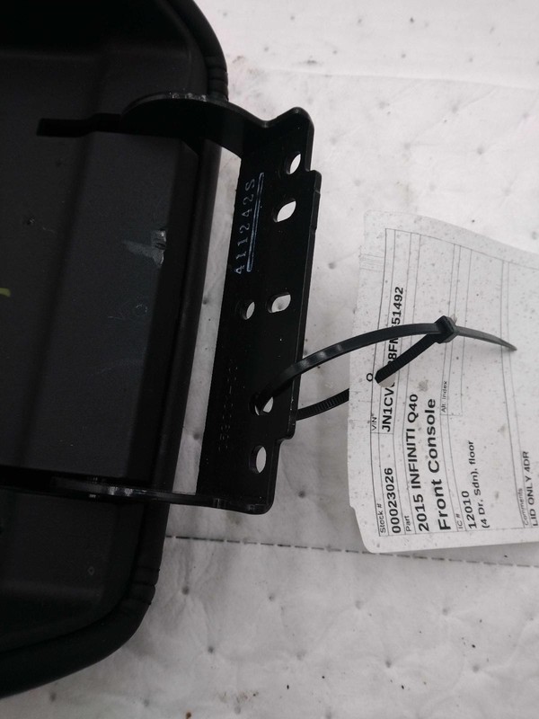 2015 INFINITI Q40 Center Console Lid Silver OEM Used 75000 Miles NJ25-23026