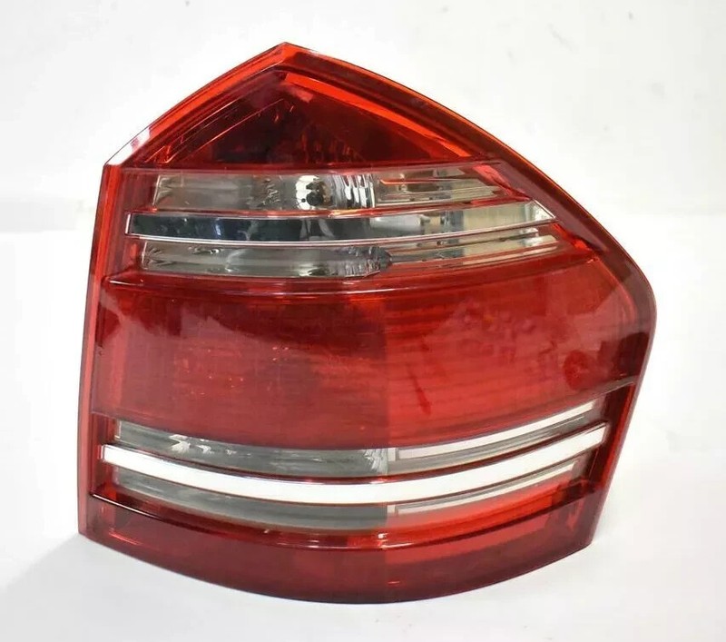 07-09 Mercedes X164 GL320 GL450 Right Passenger Side Tail Light Lamp OEM