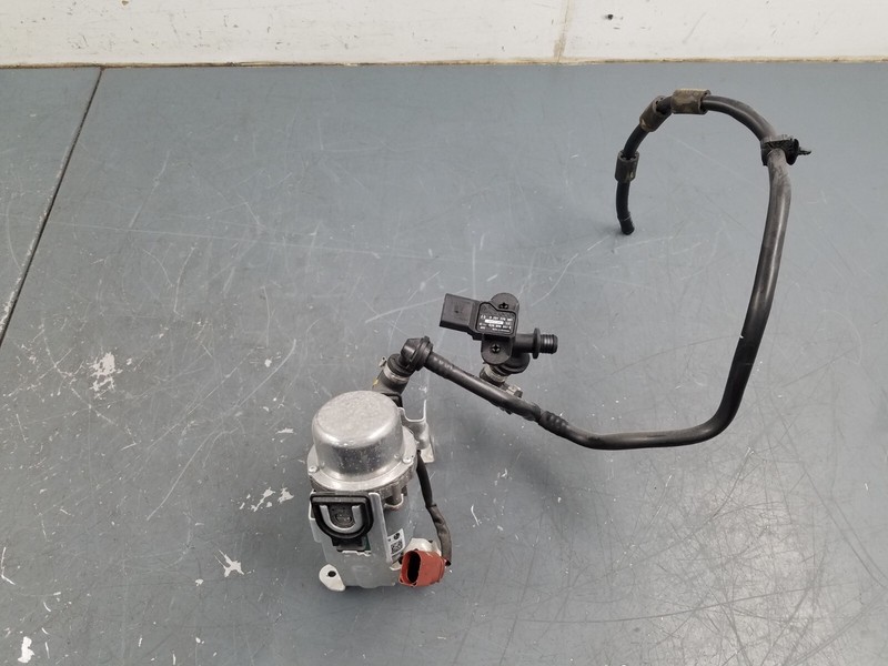 2020 17 18 21 22 Audi R8 V10 Vacuum Pump #2039 Y6