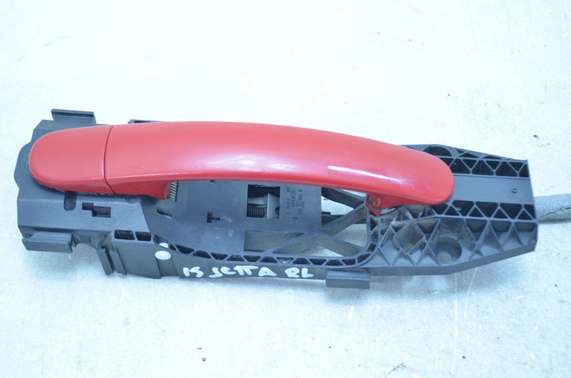 11-18 VOLKSWAGEN JETTA REAR LEFT DRIVER DOOR EXTERIOR HANDLE RED OEM