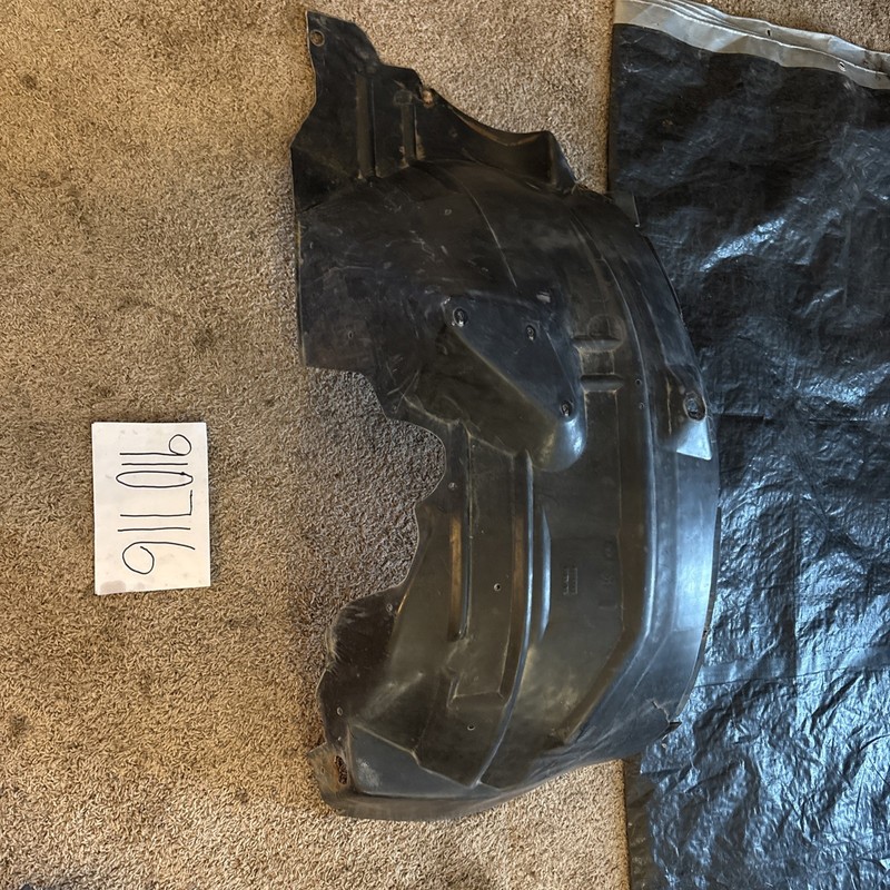 1999-2007 Ford F250 F350 F450 F550 Front Right Inner Fender Liner