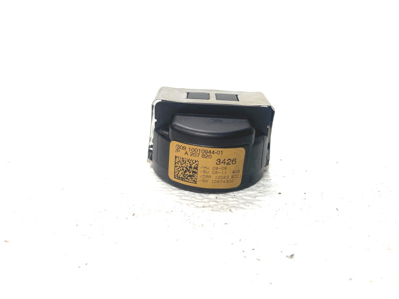 10-16 MERCEDES E550 FRONT WINDSHIELD RAIN SENSOR OEM #A0.36