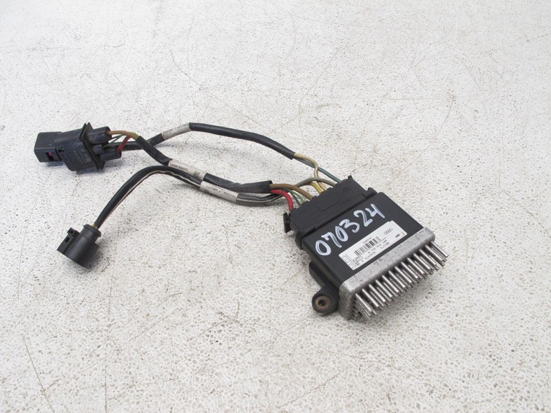 08-18 AUDI 8T A3 A5 A4 A6 2.0L RADIATOR COOLING FAN CONTROL MODULE OEM 070324