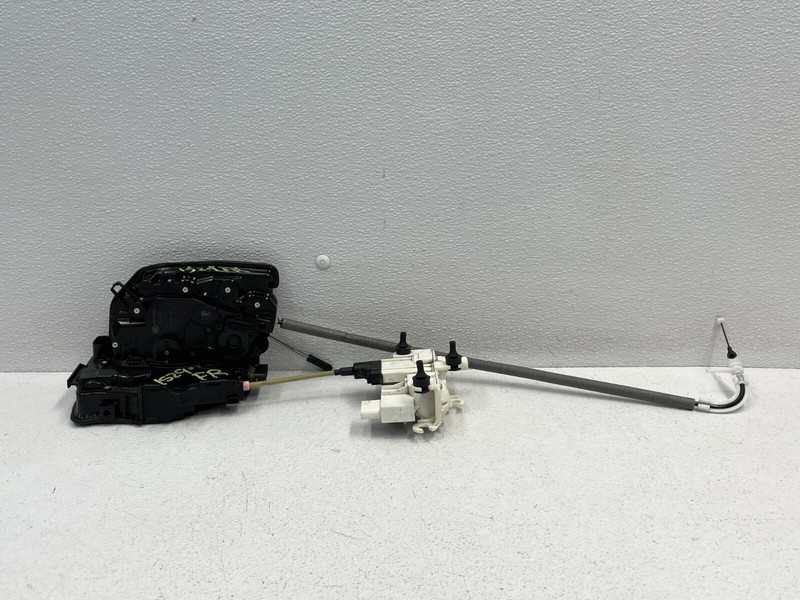 2016-2019 BMW 750i G12 Front Right Pass Door Lock Latch Actuator Motor 1529 OEM