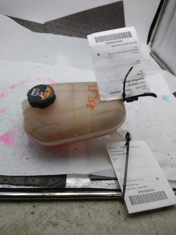 2023 Hyundai Sonata Engine Coolant Reservoir Black OEM 2.5L 35000 Miles