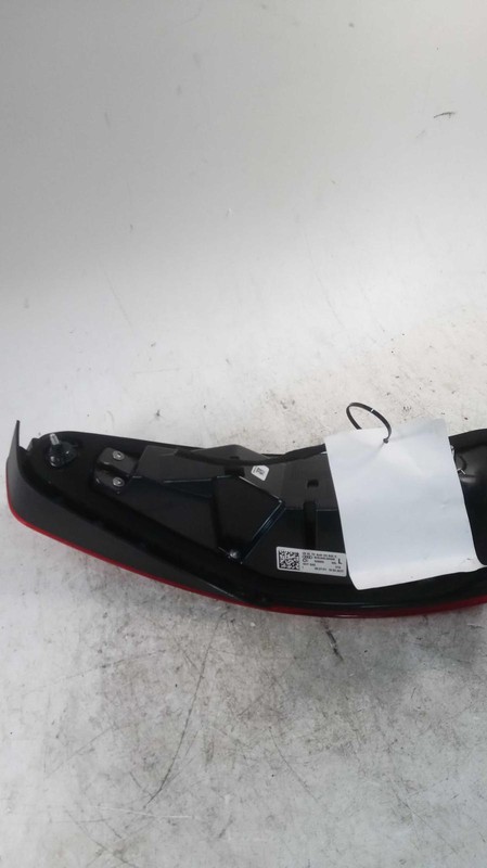 2017 AUDI Q3 Left Tail Light Assembly White 633850 106K Miles Used