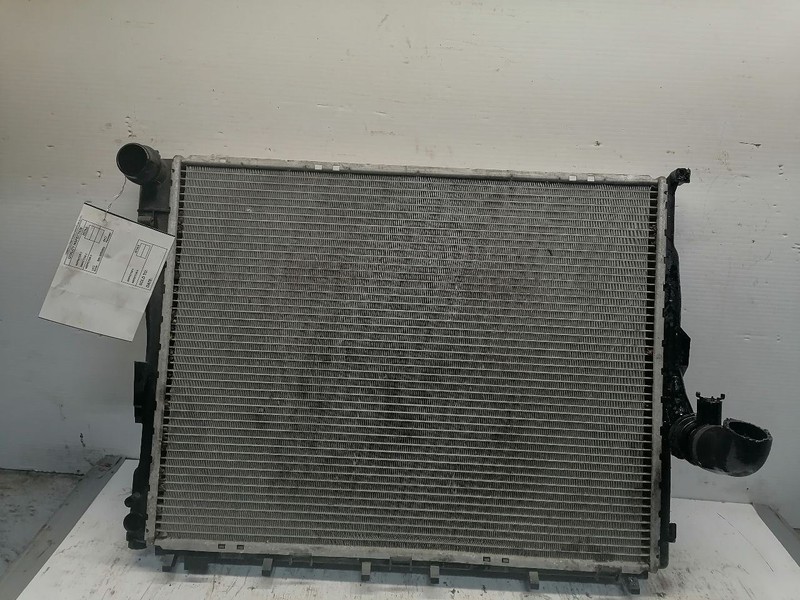 Radiator Convertible M54 265S5 Engine Fits 01-06 BMW 325i 1465122